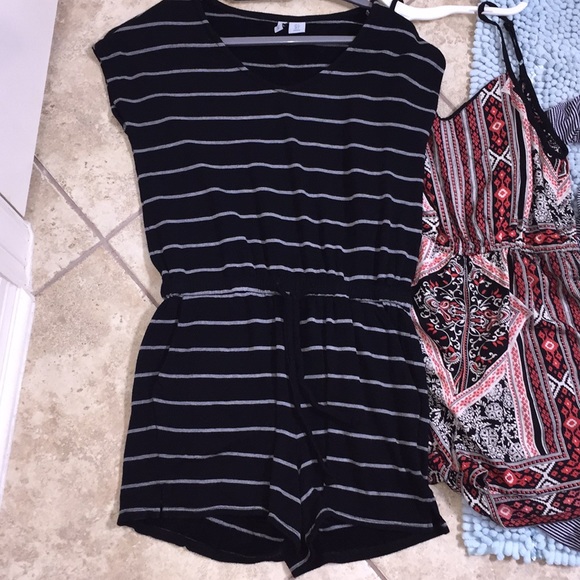 3 Rompers, CUTE - Picture 4 of 7